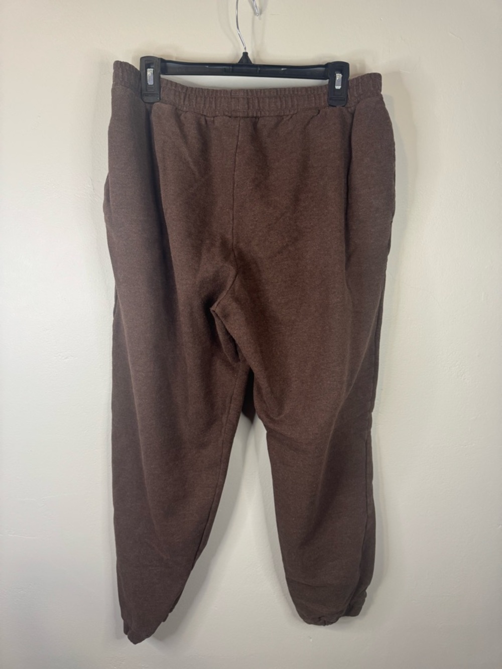 Gymshark Brown Relaxed Track Joggers - Picture 11 of 12